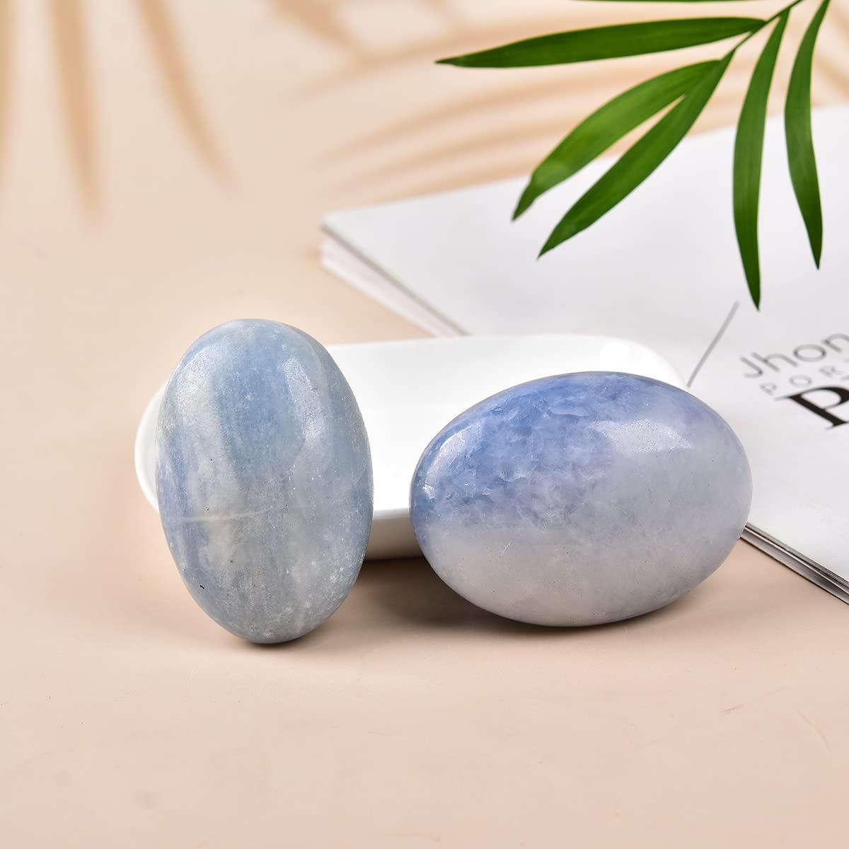 JIC Gem celestite palm stones set, ideal for gifting and mindfulness.