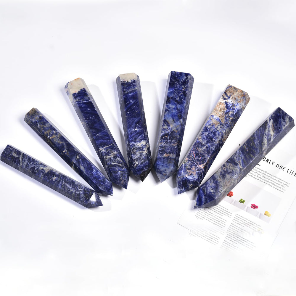 JIC Gem hexagonal facets detail reveals craftsmanship and energy focus.