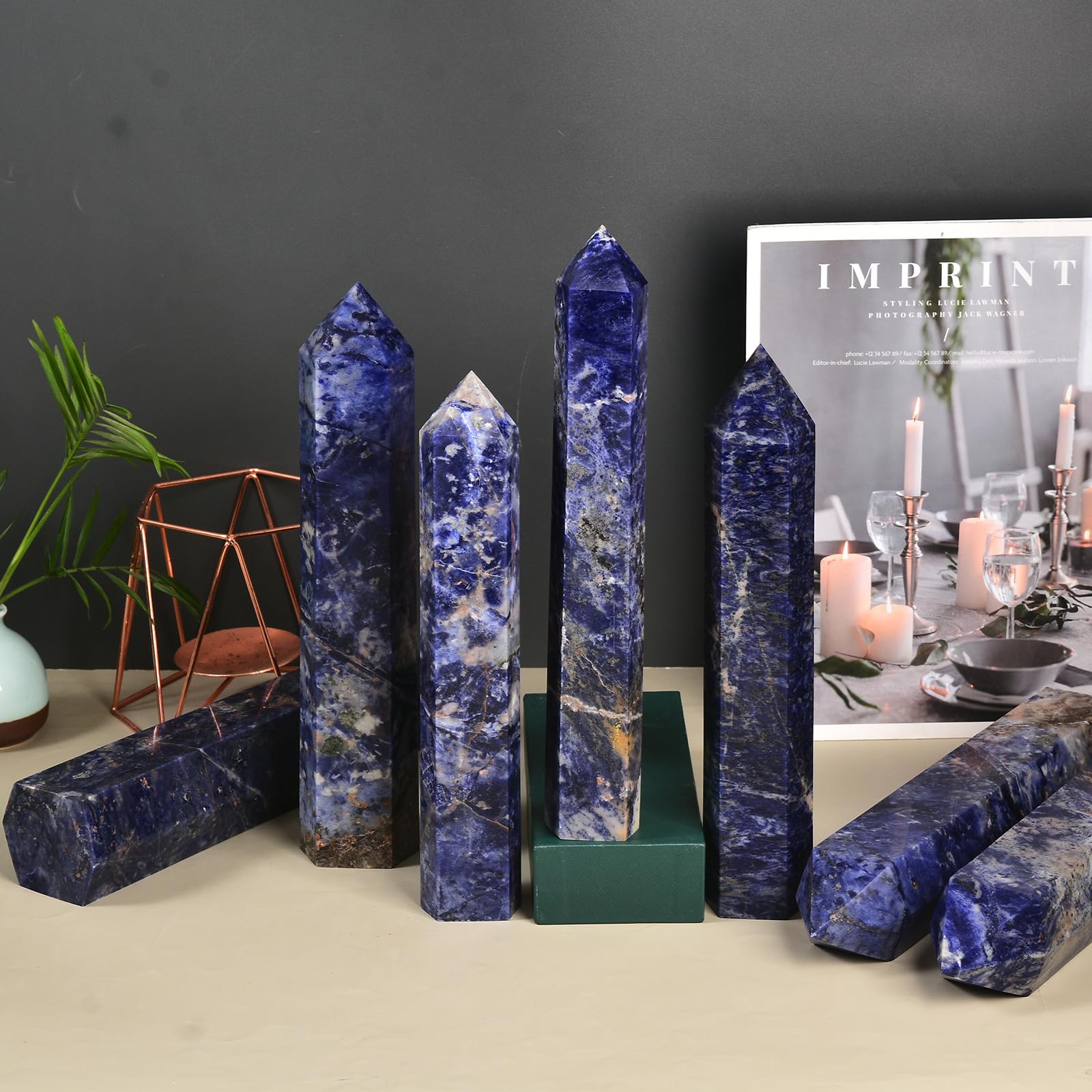 JIC Gem crystal gift tower appeals to collectors and newcomers.