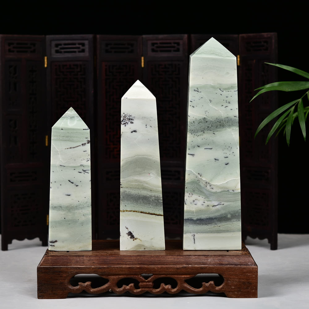 JIC Gem office desk energy tower invites opportunities and productive ambiance.