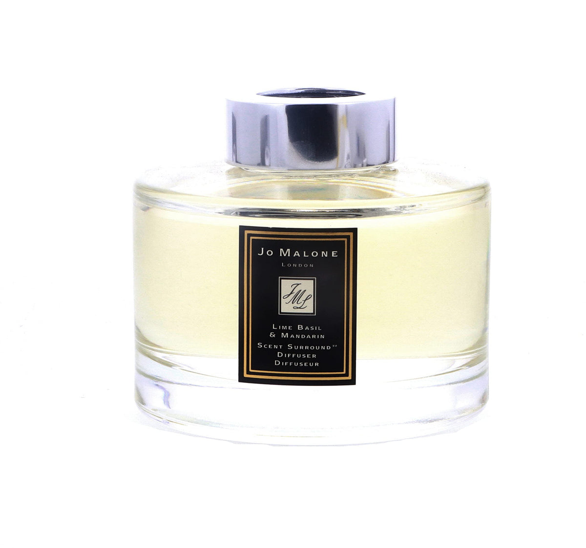 Jo Malone Lime Basil & Mandarin diffuser no color adds a fresh citrus ambiance to spaces.