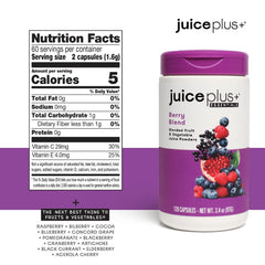 Juice Plus+ Berry Blend pour into glass demonstrates convenient daily intake.