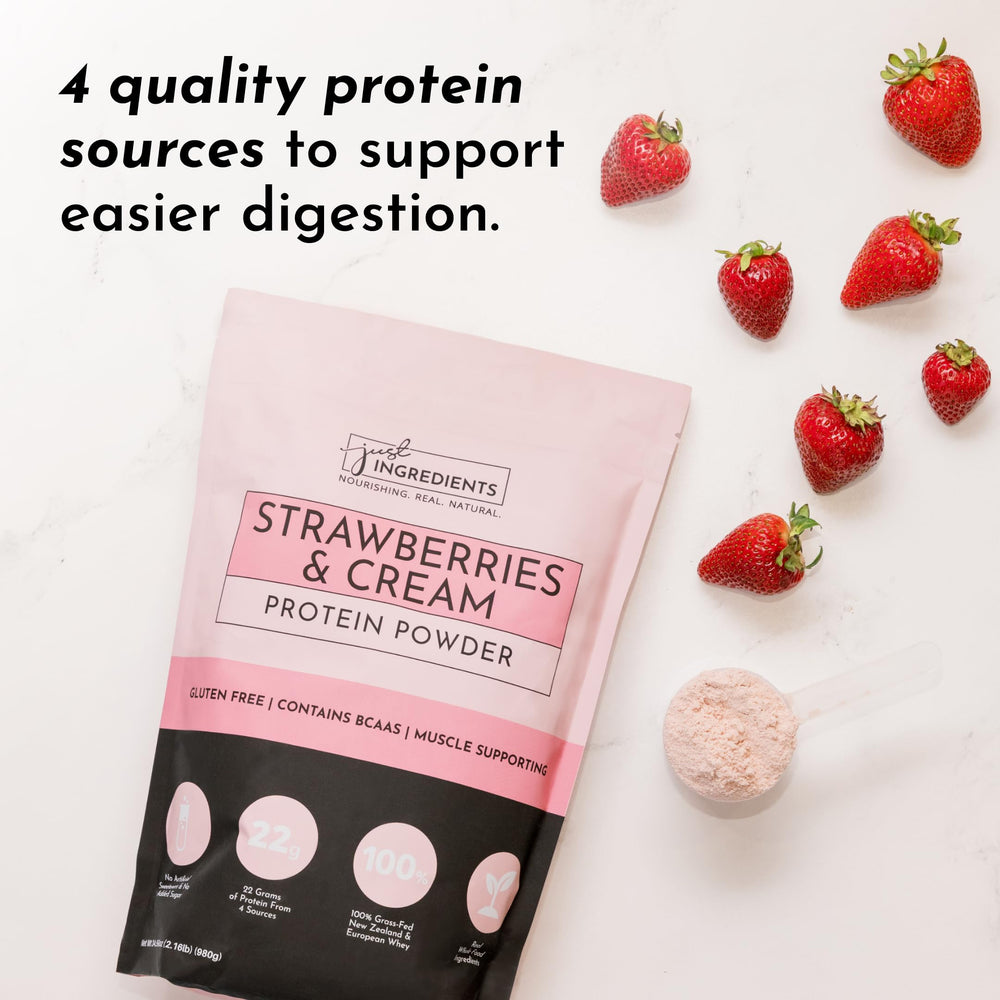 Just Ingredients Strawberries & Cream spoon over a smoothie demonstrates quick mixability.