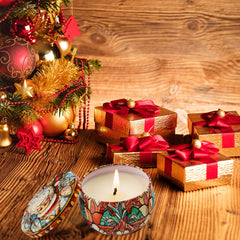 JXDLSQ Gingerbread candle evokes cozy sweetness in kitchens and lounges.