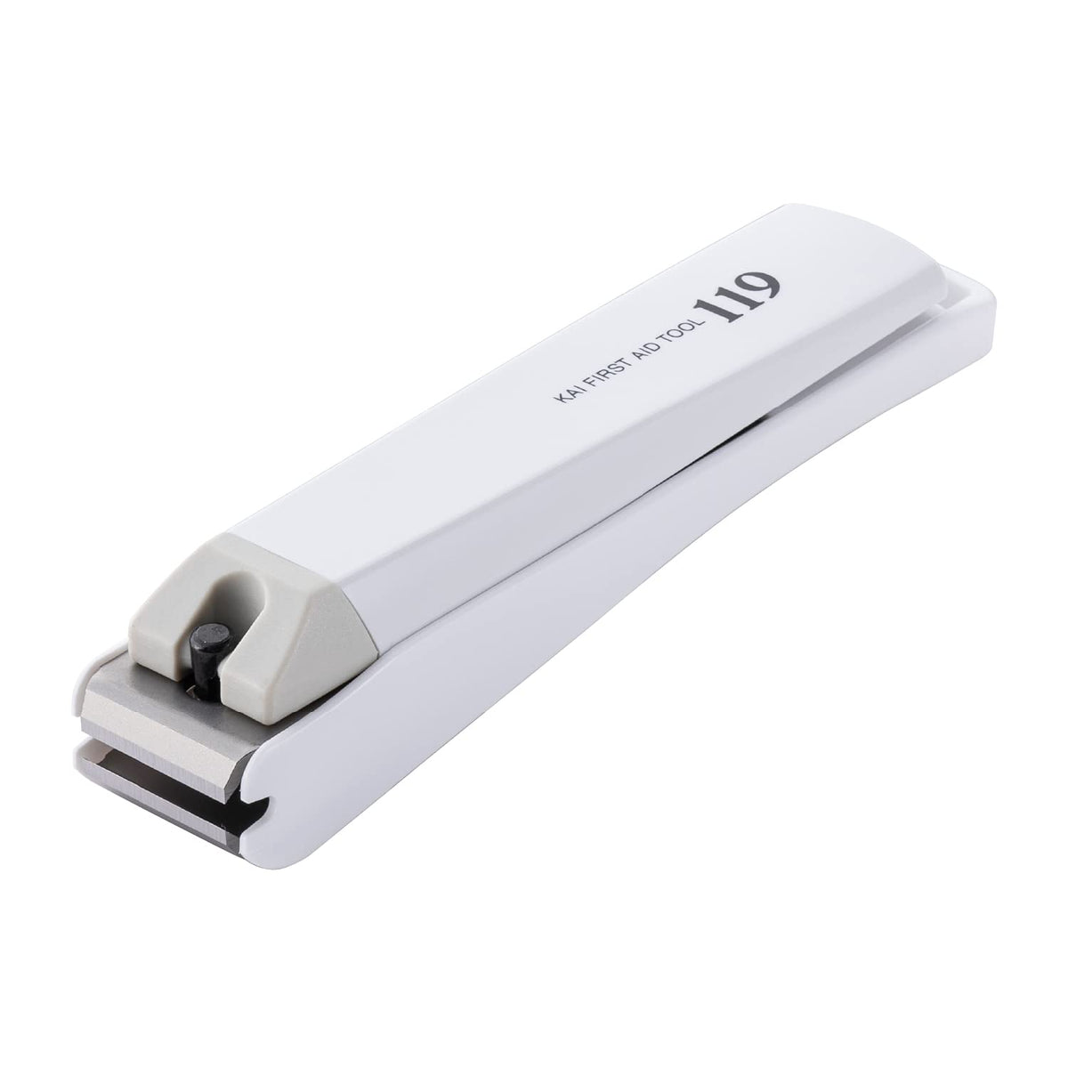 KAI 119 nail clipper AF27 with straight blade for precise trimming.