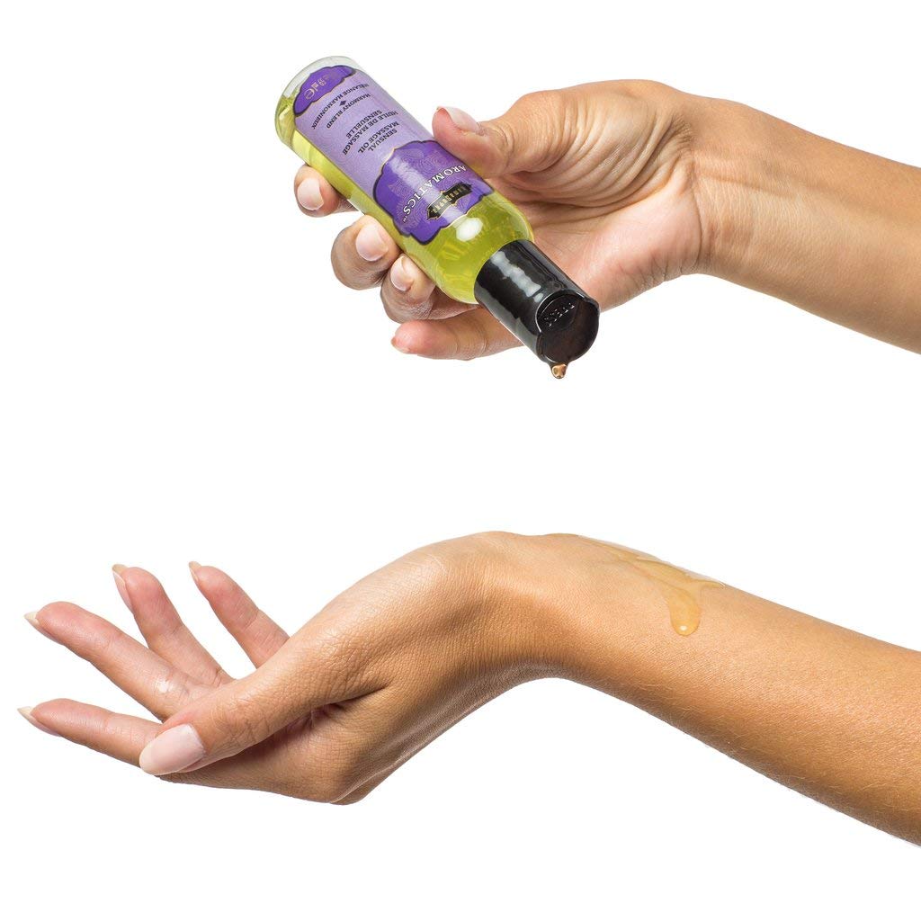 KAMA SUTRA Harmony Blend used in a couple massage for daily skin hydration.