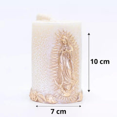 KANICA Virgen de Guadalupe candle highlighting the gold and white finish for ceremonies