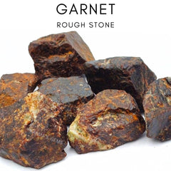 Granate Karma Gems brilla naturalmente, ideal para cabado y tallado decorativo.