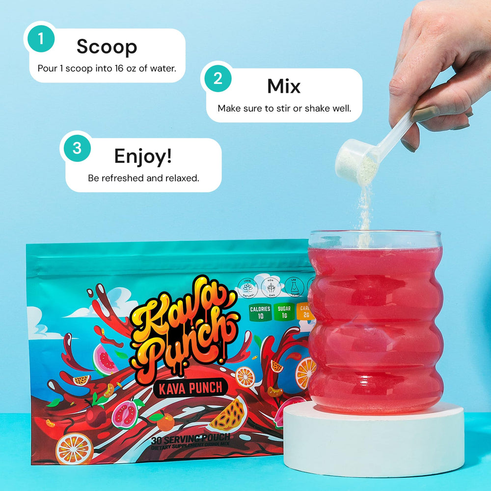 Packaging close-up showcasing 30-serving pouch and clean ingredients
