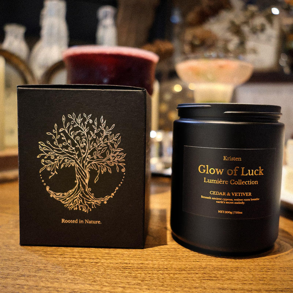Kristen luxury candle suitable as a refined gift for men and women.