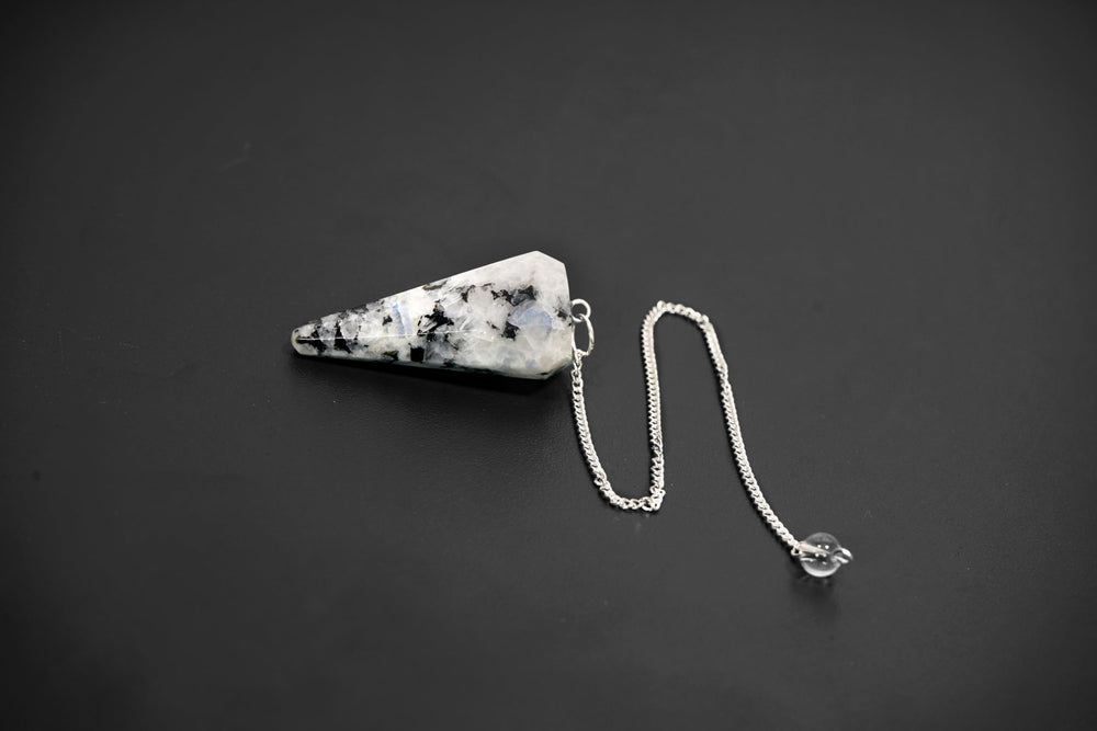 L Pedra & Crystal Rainbow Moonstone pendulum for emotional insight