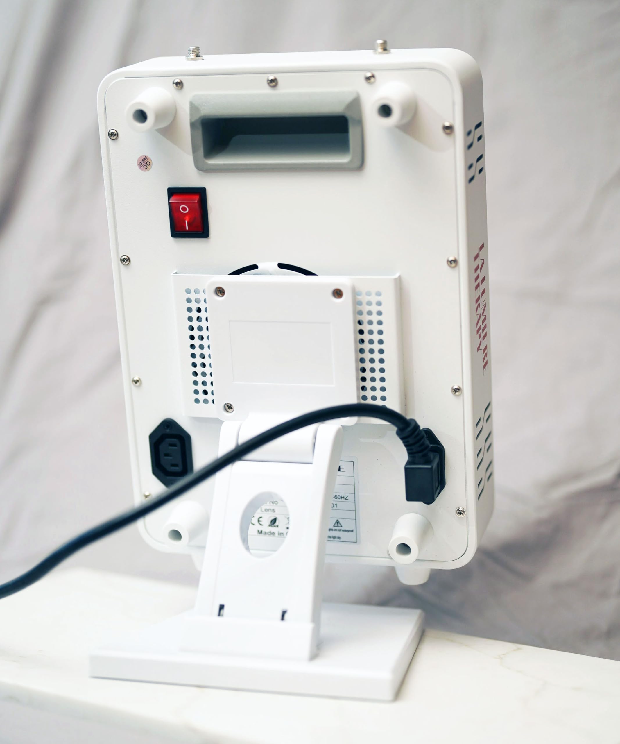 La Lumiere Therapy panel multi-wavelength display demonstrates flexible light options.