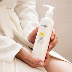 LABORATORIOS BABE gel packaging, travel-friendly 250 ml bottle for on the go care.