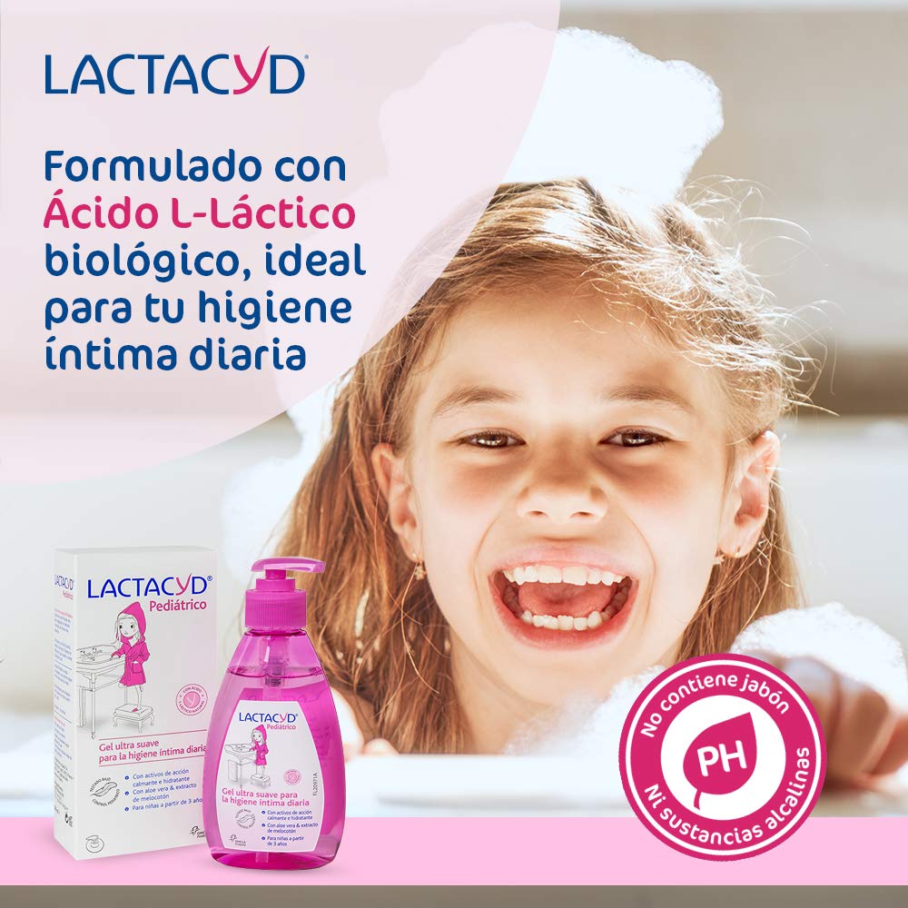 Lactacyd Girl in a kid s bath time routine for convenience