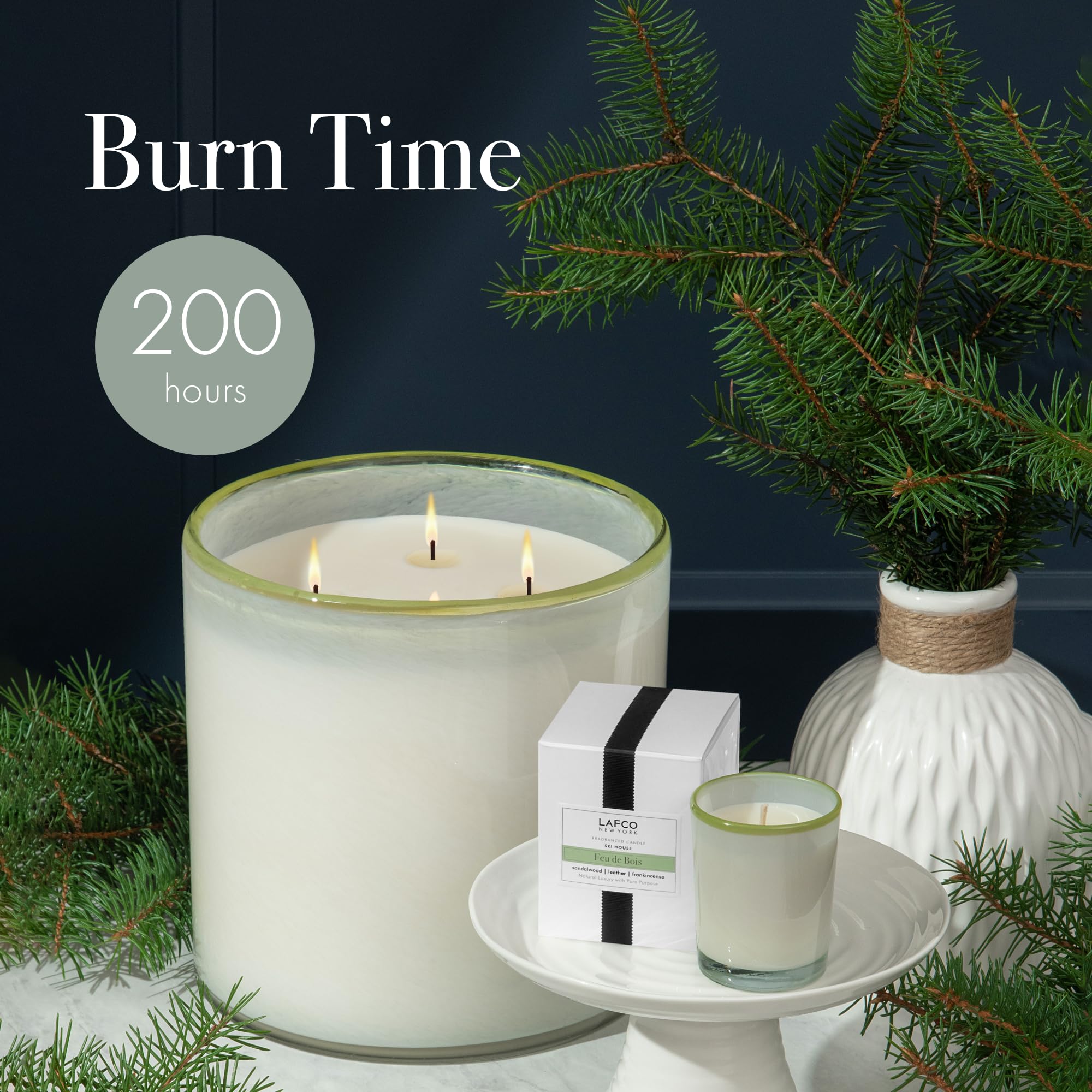 LAFCO New York 4-wick burn view demonstrates even fragrance release over long burn.