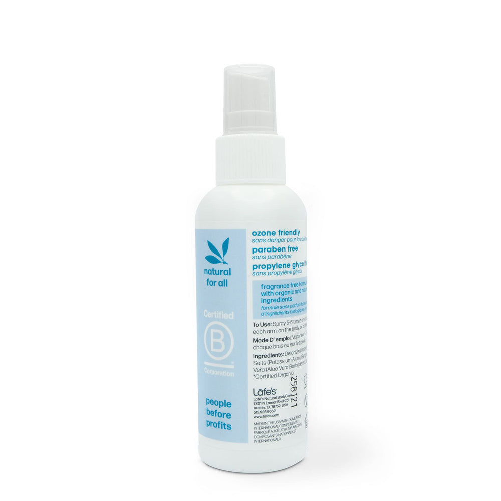 Vegan cruelty-free label highlights plant-based formulation.