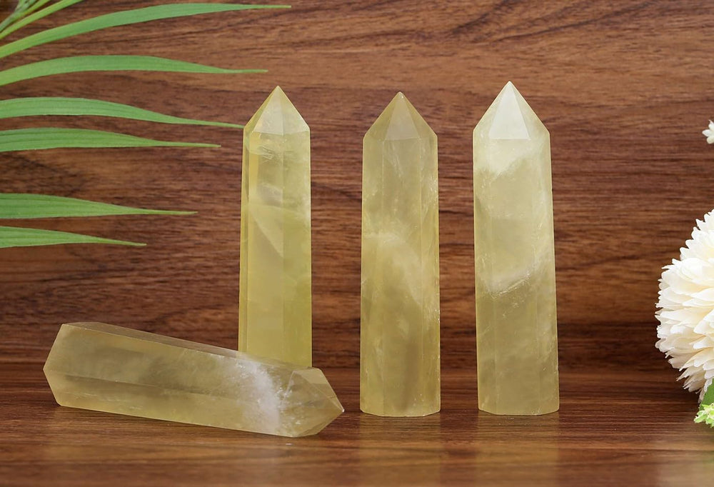 LAIDANLA Citrine wand with polished surface ready for Reiki sessions and crystal grids.