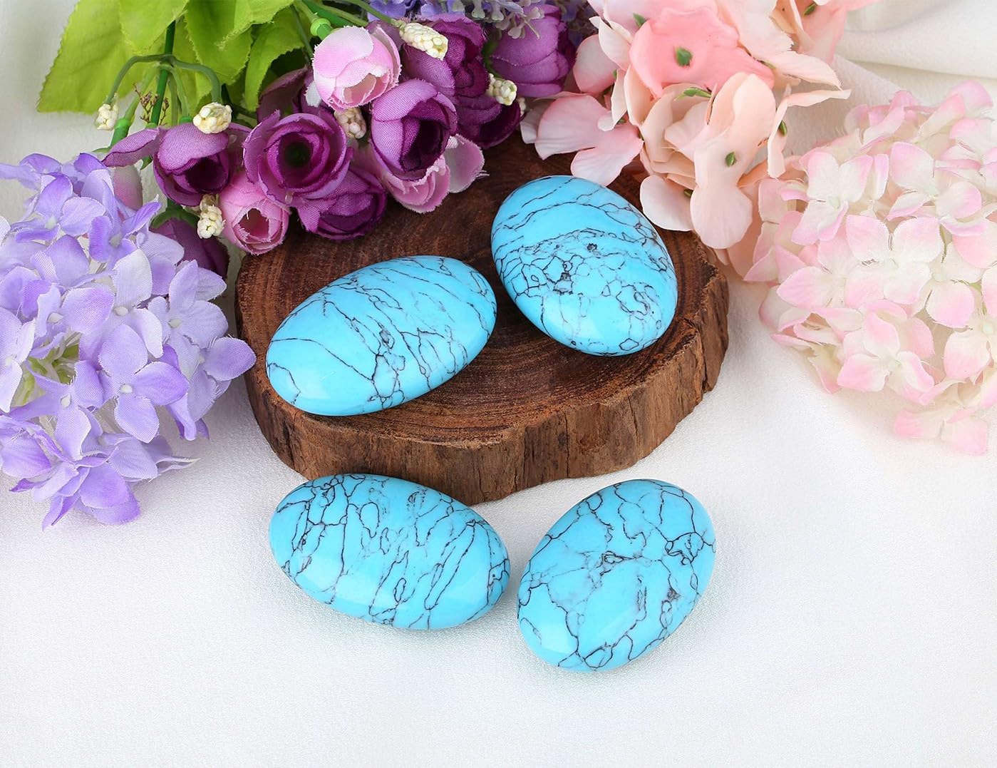 Laidanla turquoise palm stone close-up highlighting glossy finish.