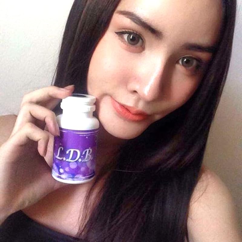 LDB hair and nails glow close-up suggests healthy vitality.