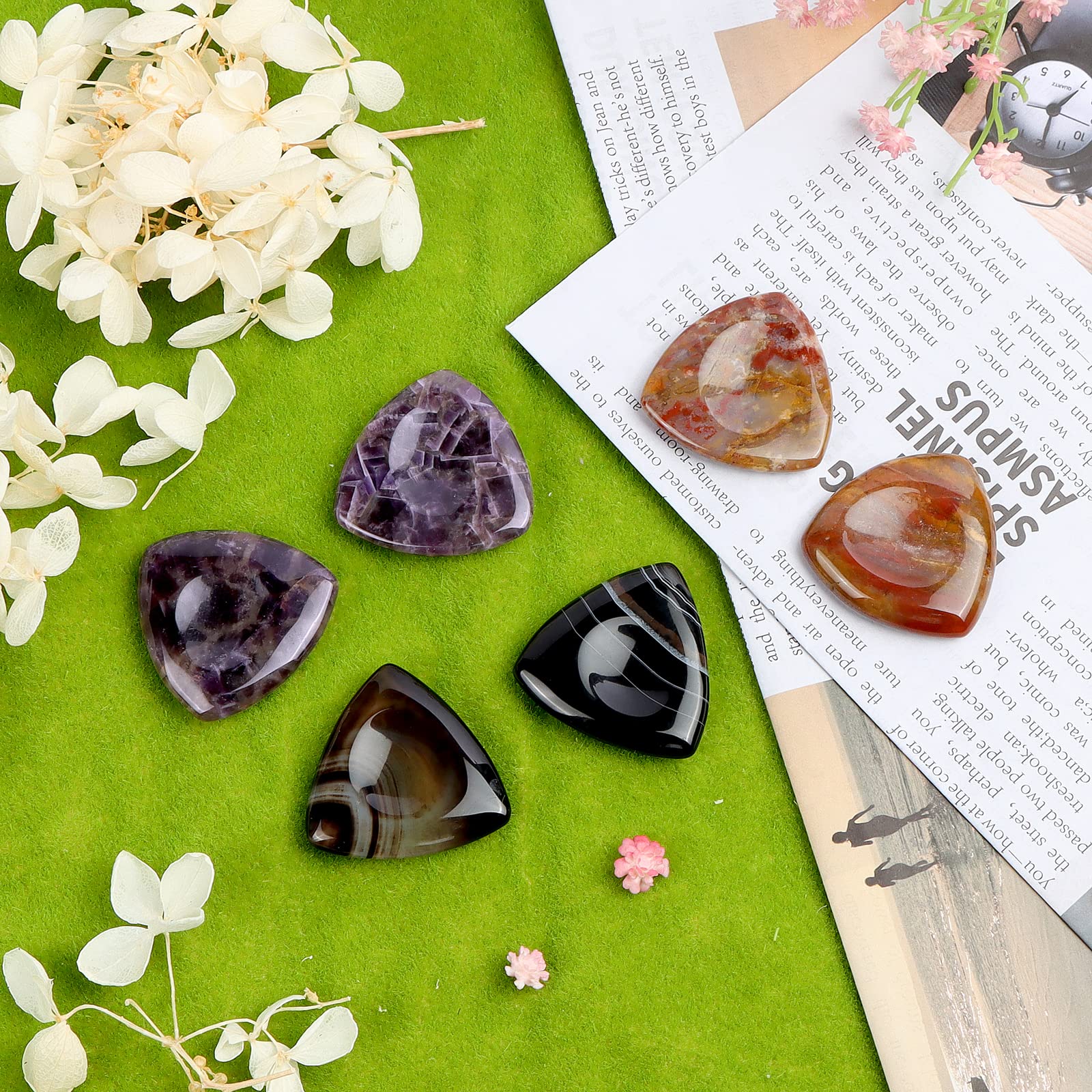 LEADGEM Amethyst carving detail highlights natural color and texture