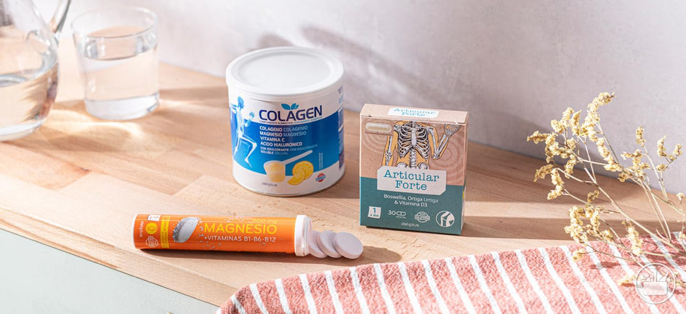 Lemon Collagen Powder dissolving in water for effortless daily use