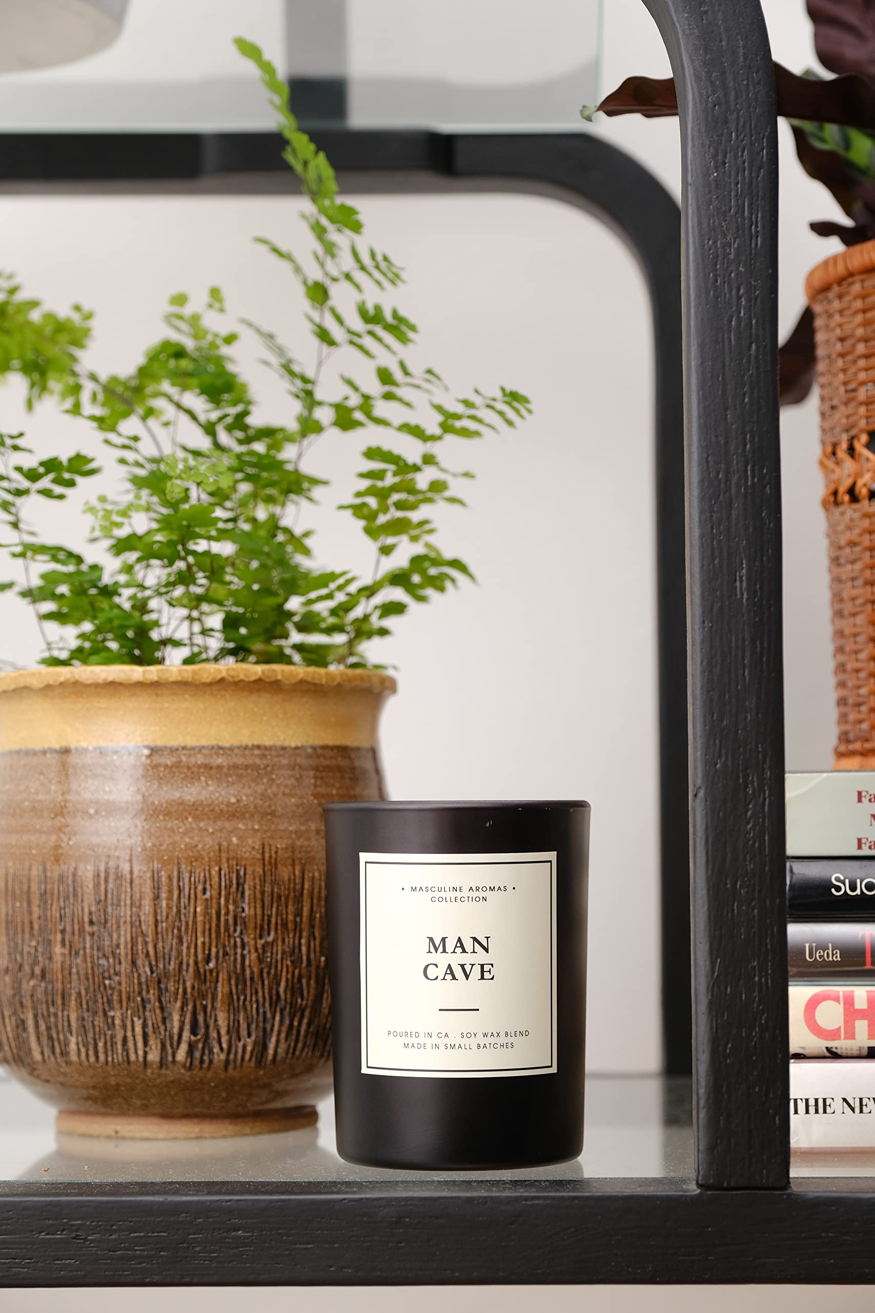 Leoben Company soy wax candle with lead-free wick for slow burn