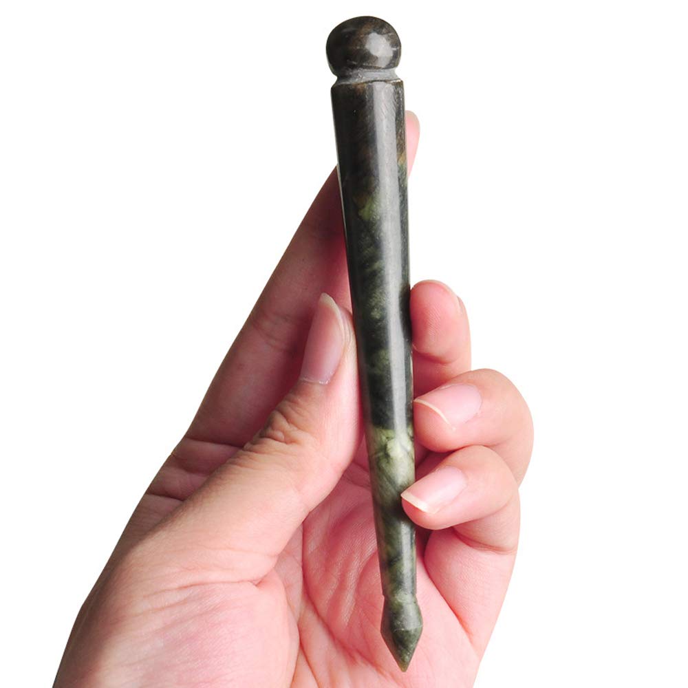 LEOSENSE Jade Trigger Point Pen in hand ready for targeted therapy