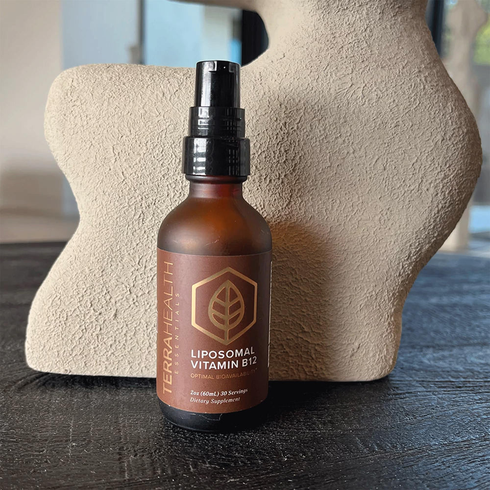 Liposomal B12 daily use image highlighting immune support.