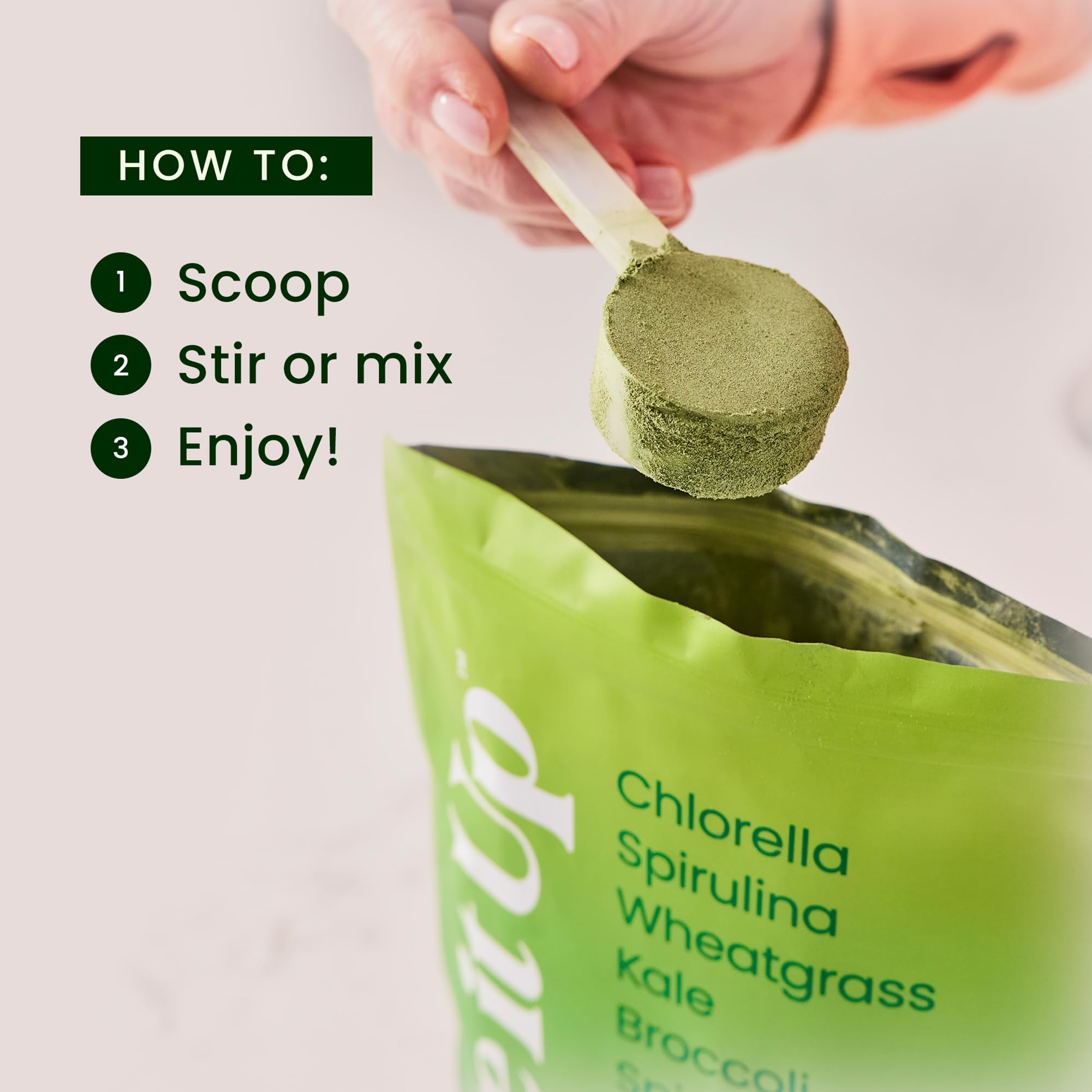 LIVE IT UP Super Greens with organic vegetables supports plant-based nutrition.