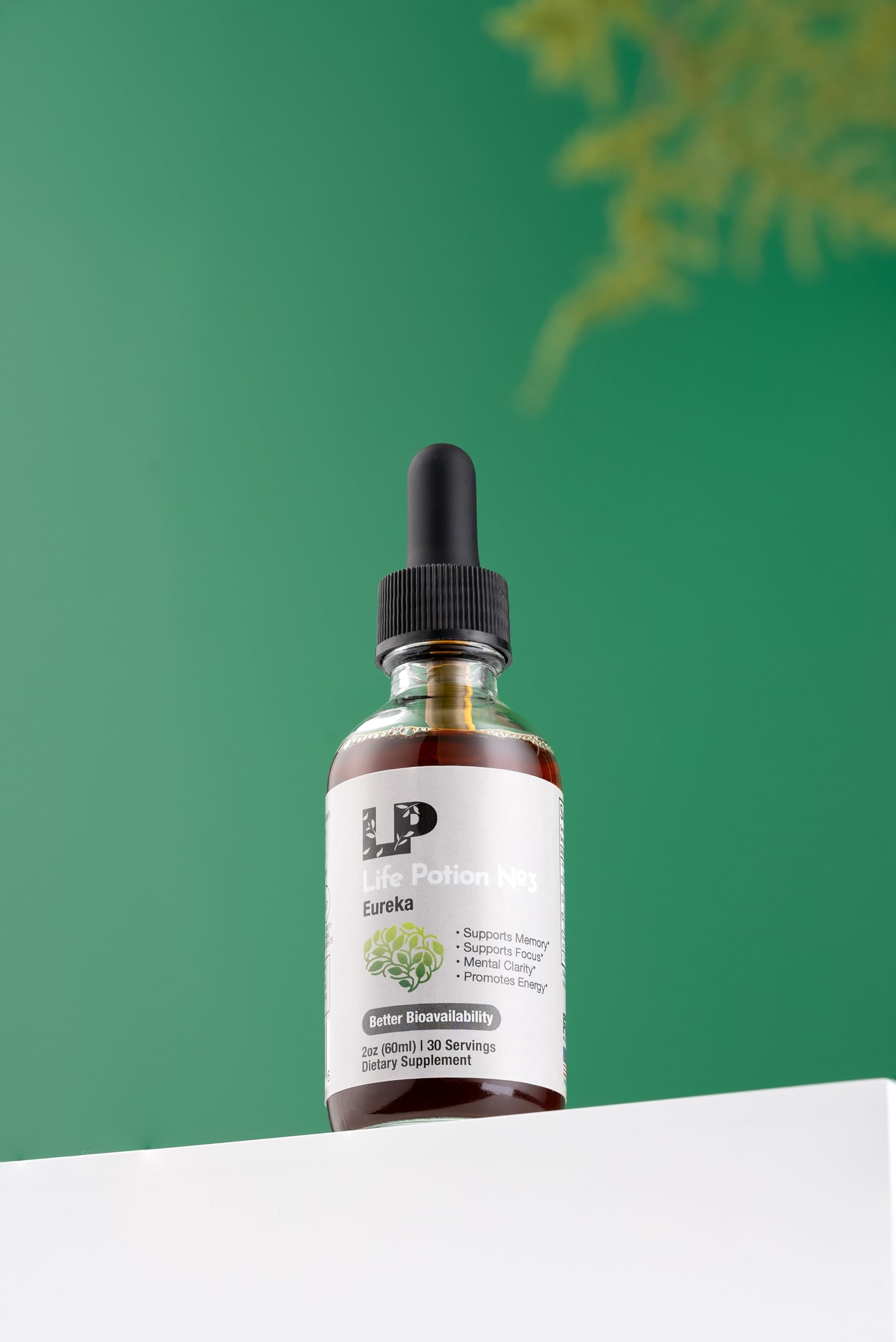 Lives Potions Life Potion No-3 Eureka bottle pour shows quick-acting use.