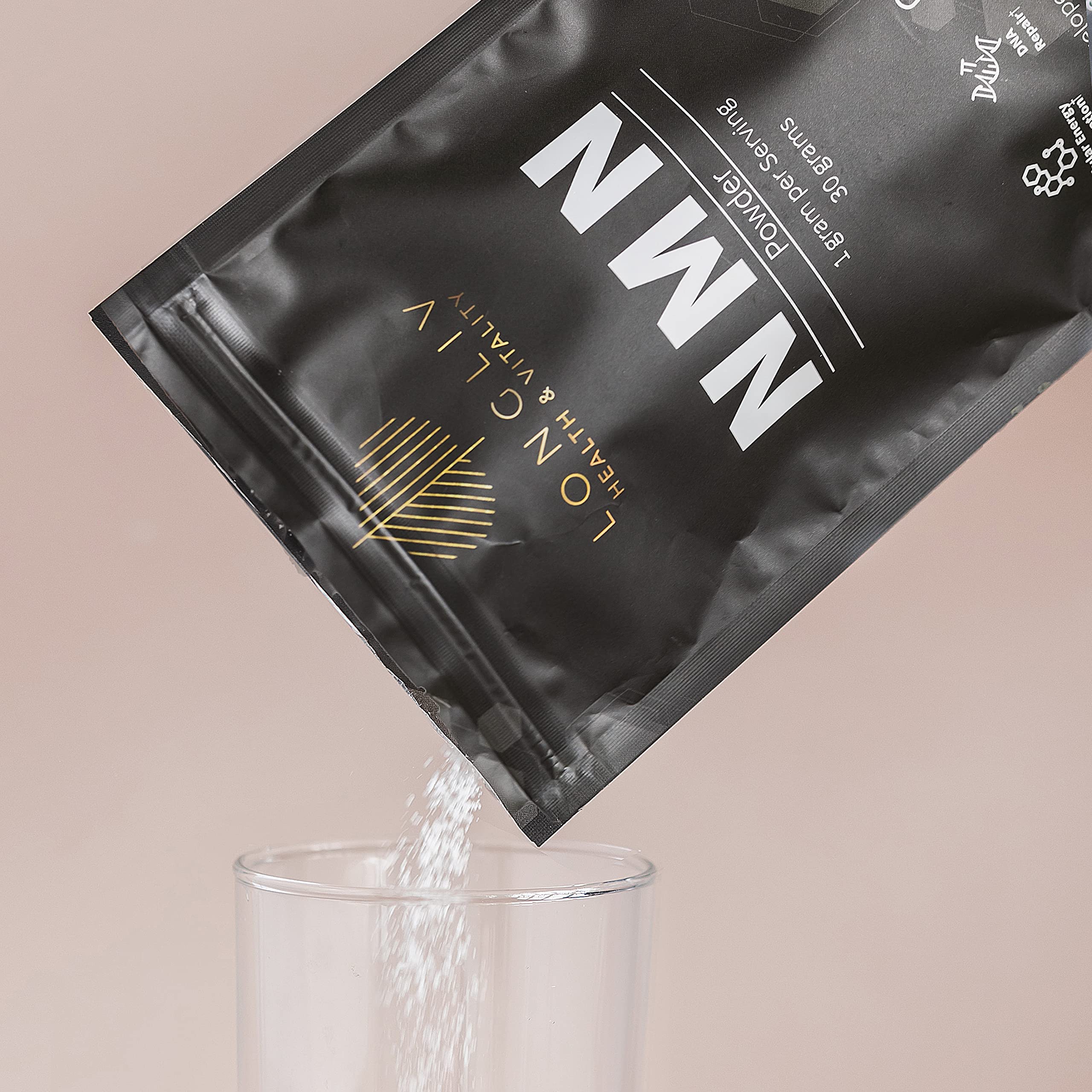 LongLiv NMN powder dissolving in water for quick mixing and flexible dosing.
