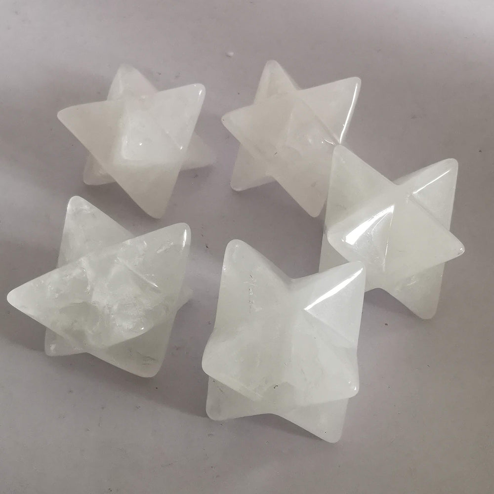 Loveliome detailed quartz carving emphasizes elegance and fragile artistry in display