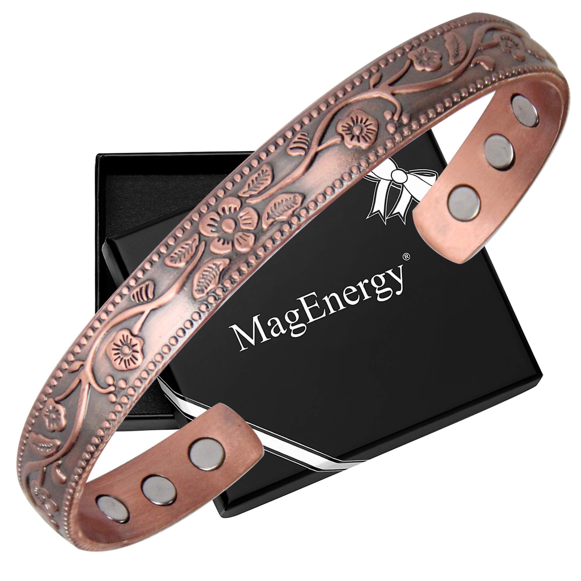 MagEnergy copper bracelet close-up of adjustable 6-8 inch design, comfortable fit.