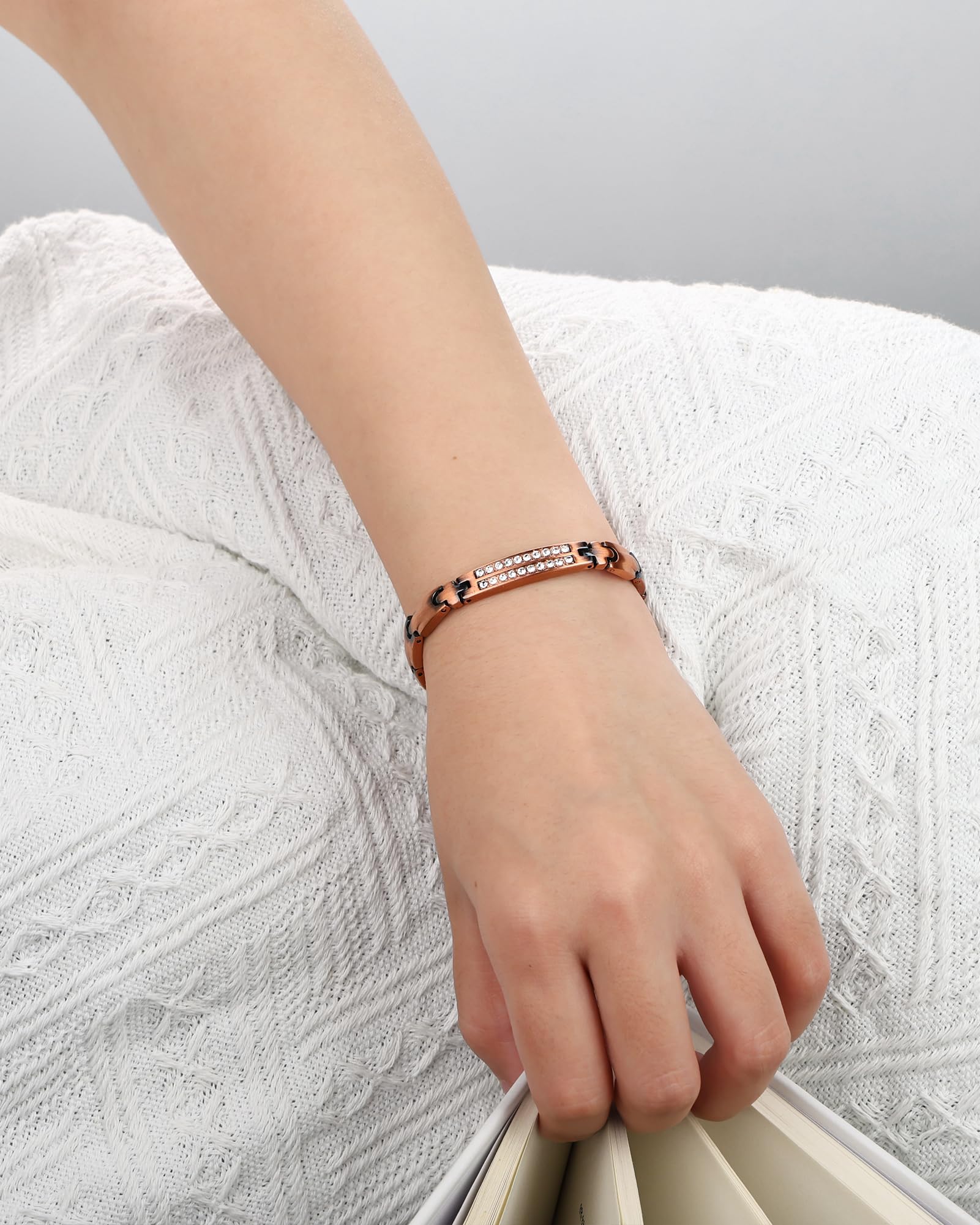 MagEnergy bracelet finish close-up reveals scratch-resistant coating and lasting durability.