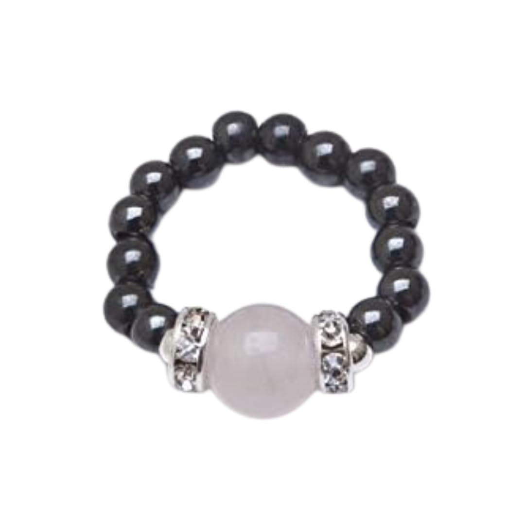 MagneHealth rose quartz ring close-up for balanced energy on the go.