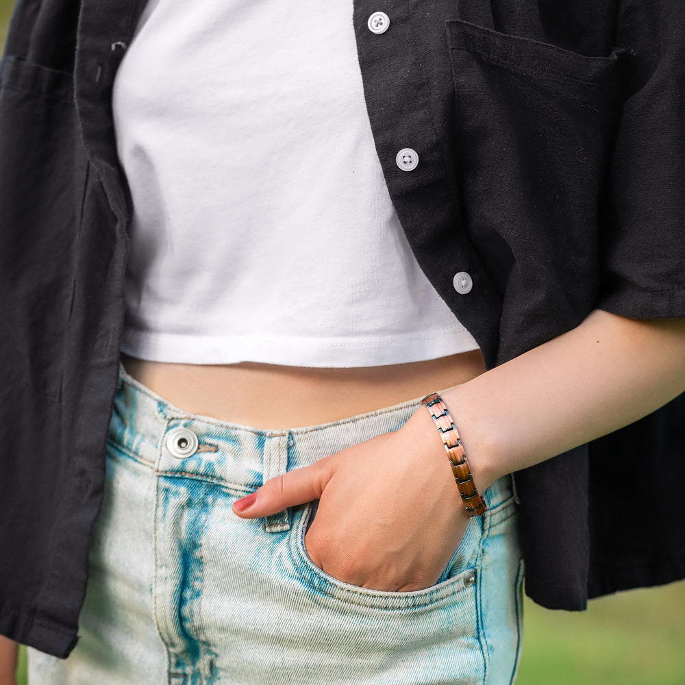 MagnetRX wearers demonstrate everyday comfort and versatile styling
