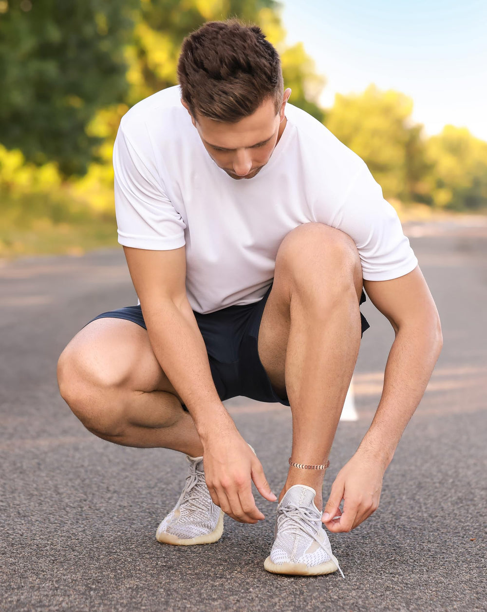 MagSølv men's copper anklet style image complements modern outfits