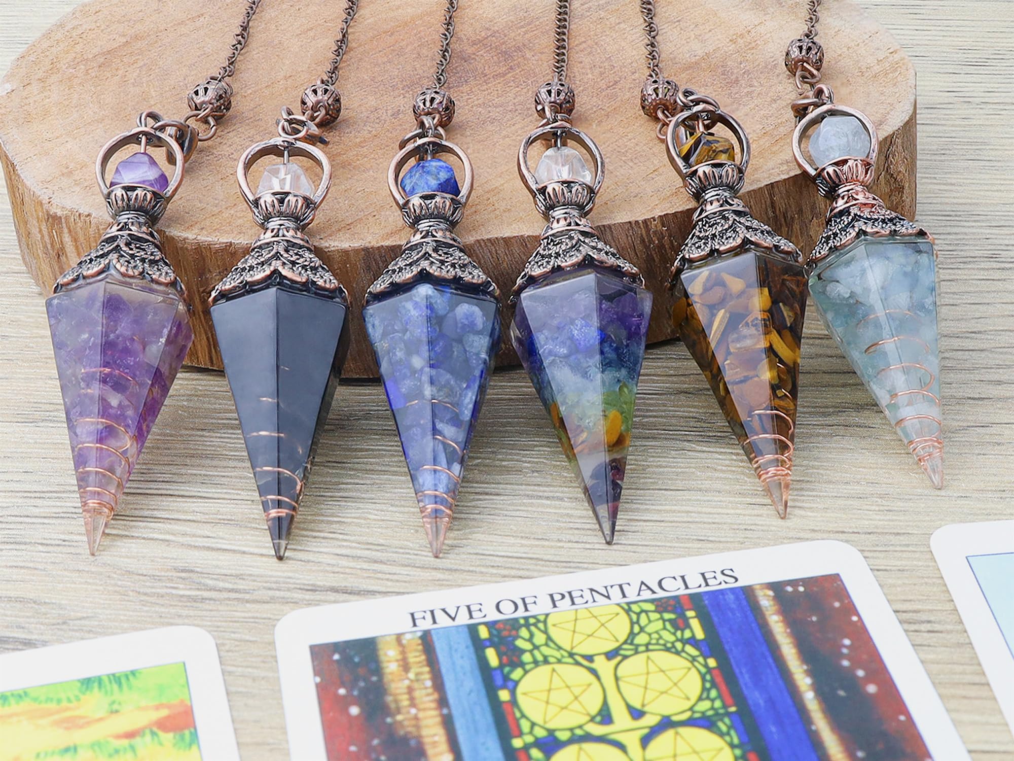 MAIBAOTA aquamarine pendulum supports divination and intuitive insights in daily practice.
