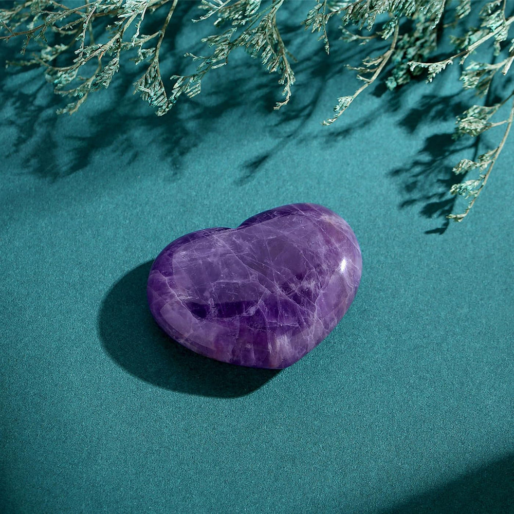 MAIBAOTA natural amethyst heart gift with packaging, ideal for gifting on special occasions.
