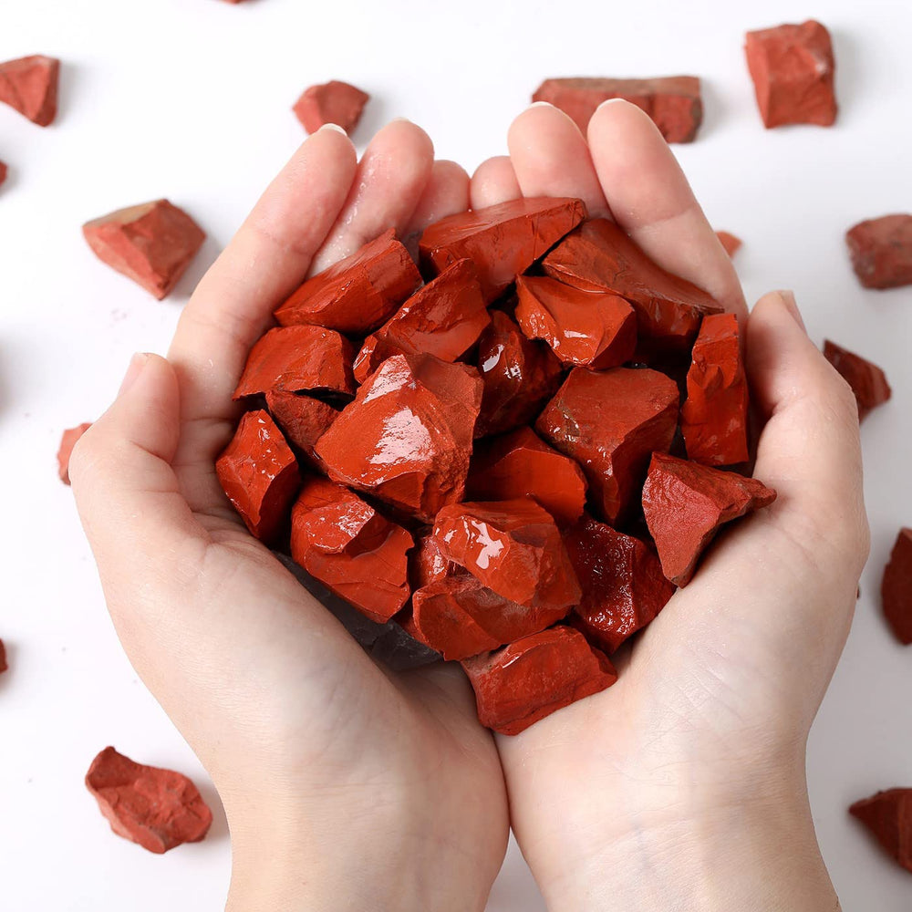 MAIBAOTA Red Jasper stones in a crystal grid setup for focus and intention.