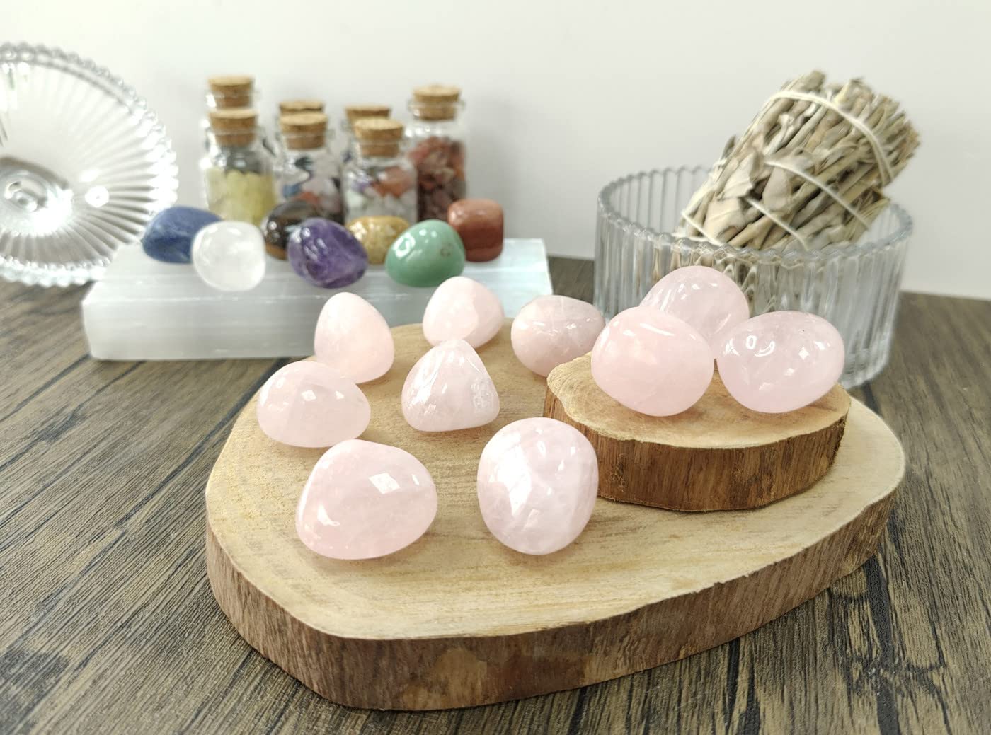 MAIBAOTA Rose Quartz therapy stone for calming rituals and focus.