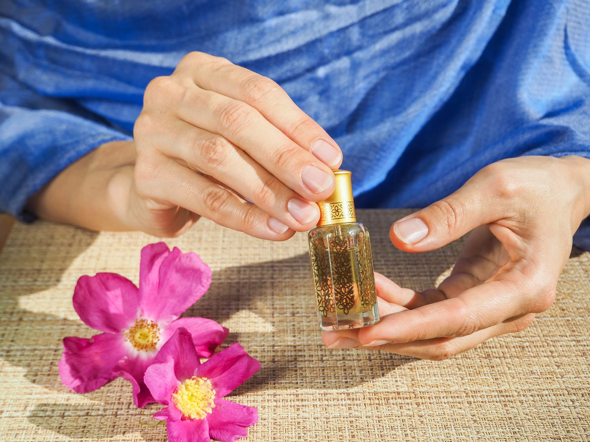 Maison d'Orient White Musk for Men vetiver base adds earthy grounding.