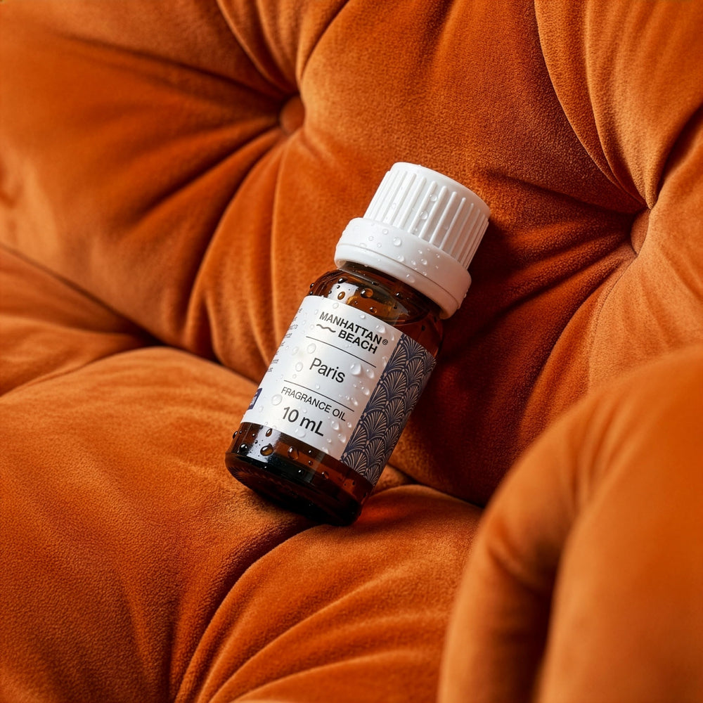 Manhattan Beach Paris diffuser-setup releasing a hotel-inspired room scent.