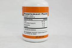 MaxiVision PRO Meso Formula capsules close-up, emphasizing convenient daily use.