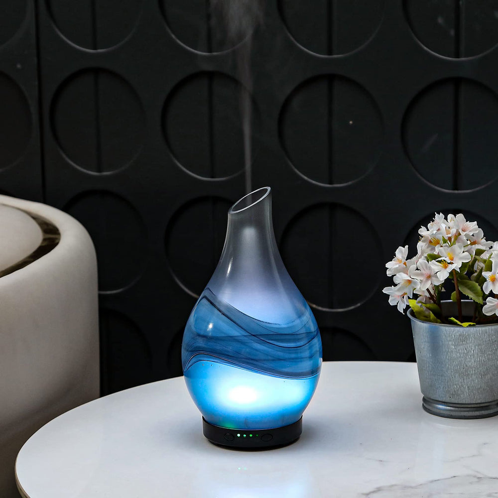 MAXWINER 120ml diffuser fits compact spaces like desks and nightstands.