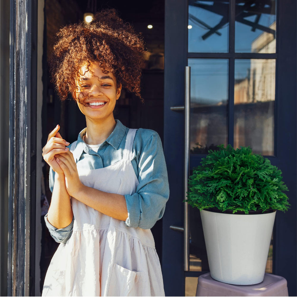 MediNatura WellMind morning routine scene promotes focused calm
