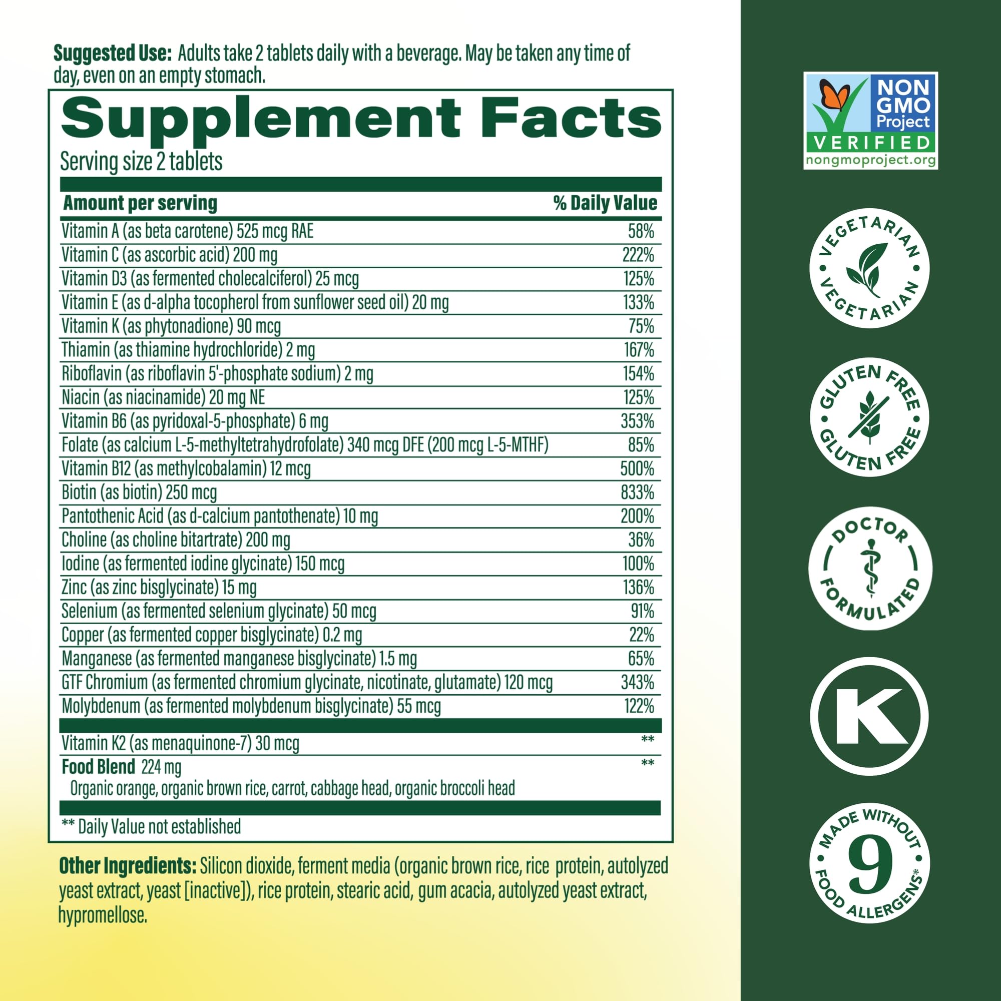 MegaFood Men's 40+ bottle front label for easy daily use.