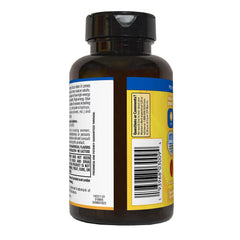 Members Mark lutein-zeaxanthin softgels on a clean tablet tray for daily use