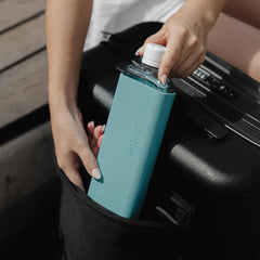 Close-up of Memobottle SLIM Sea Mist sleeve highlighting smooth matte finish.