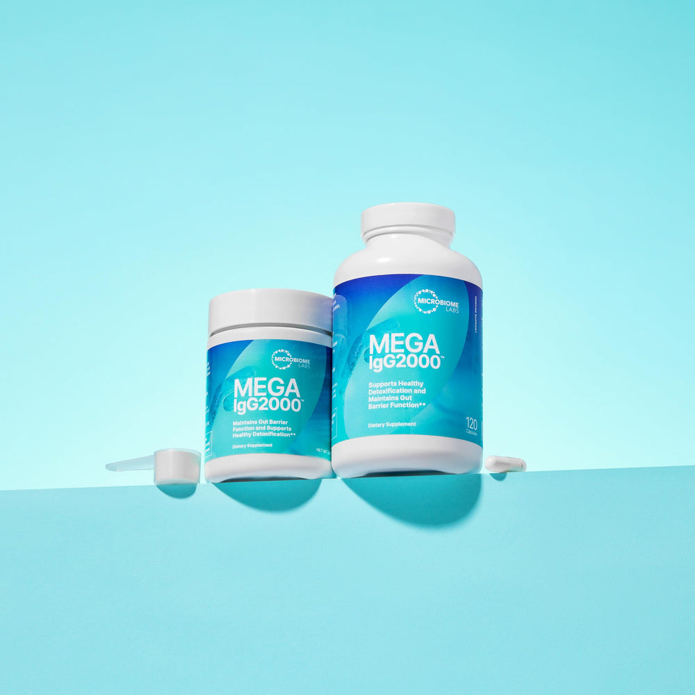 Microbiome Labs Mega IgG2000 scoop for easy mixing and dosing.